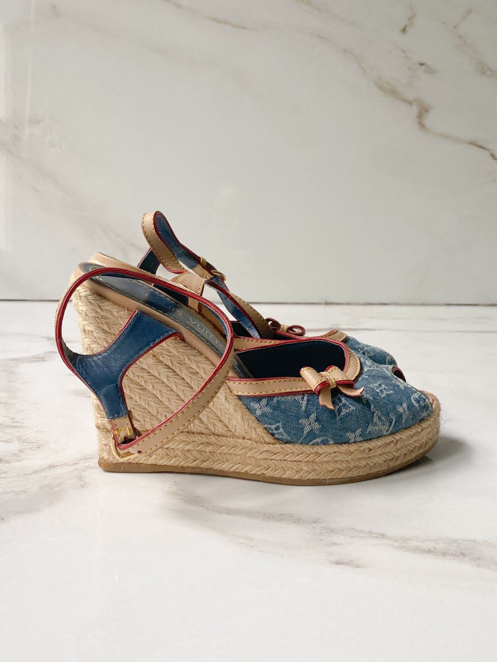 Sandalia Louis Vuitton denim - LUXO INTELIGENTE