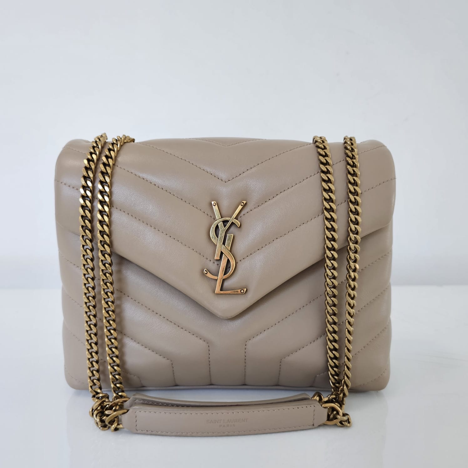 Bolsa YSL LouLou Media bege - LUXO INTELIGENTE