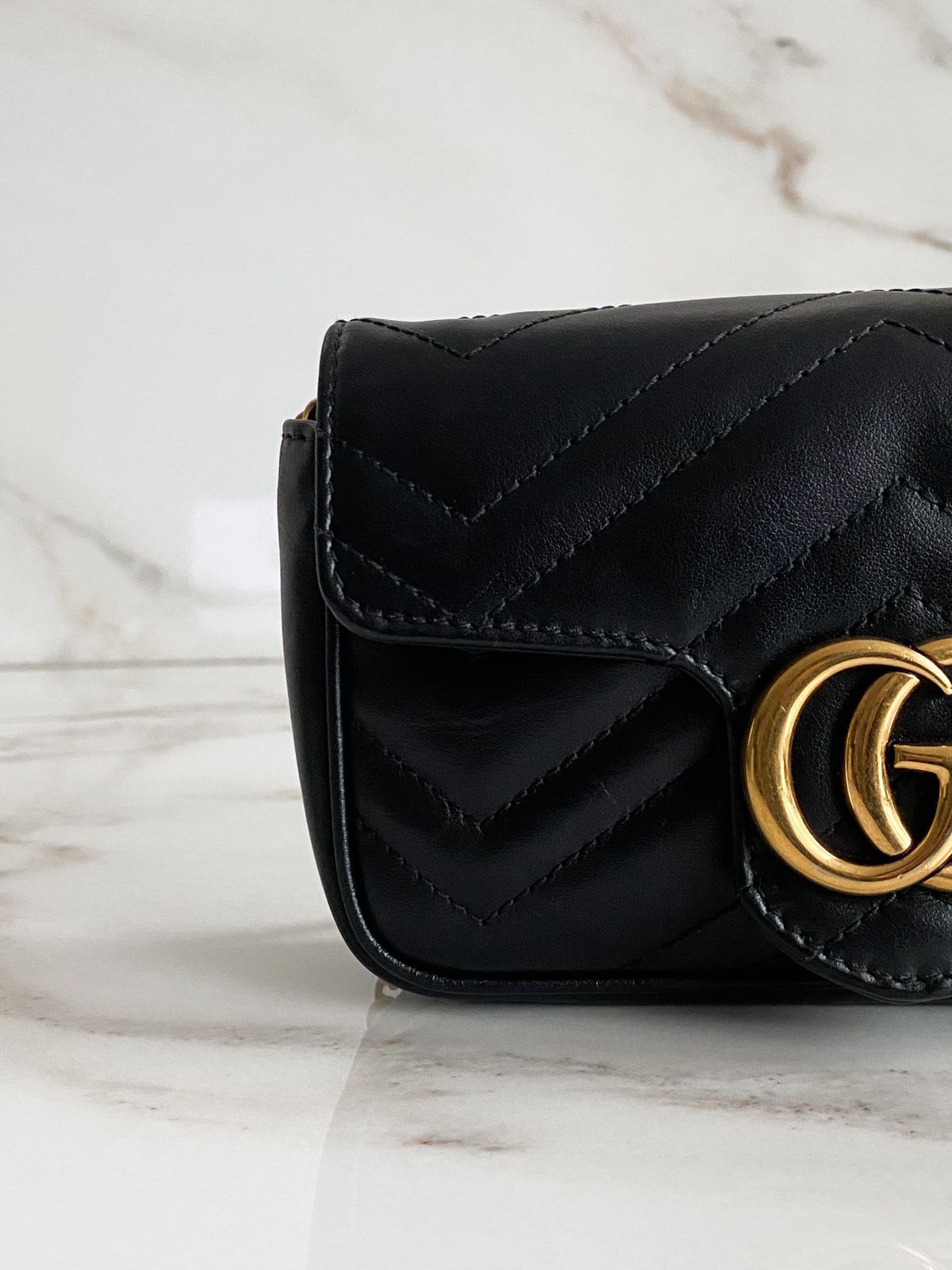 Bolsa Gucci GG Marmont Super Mini