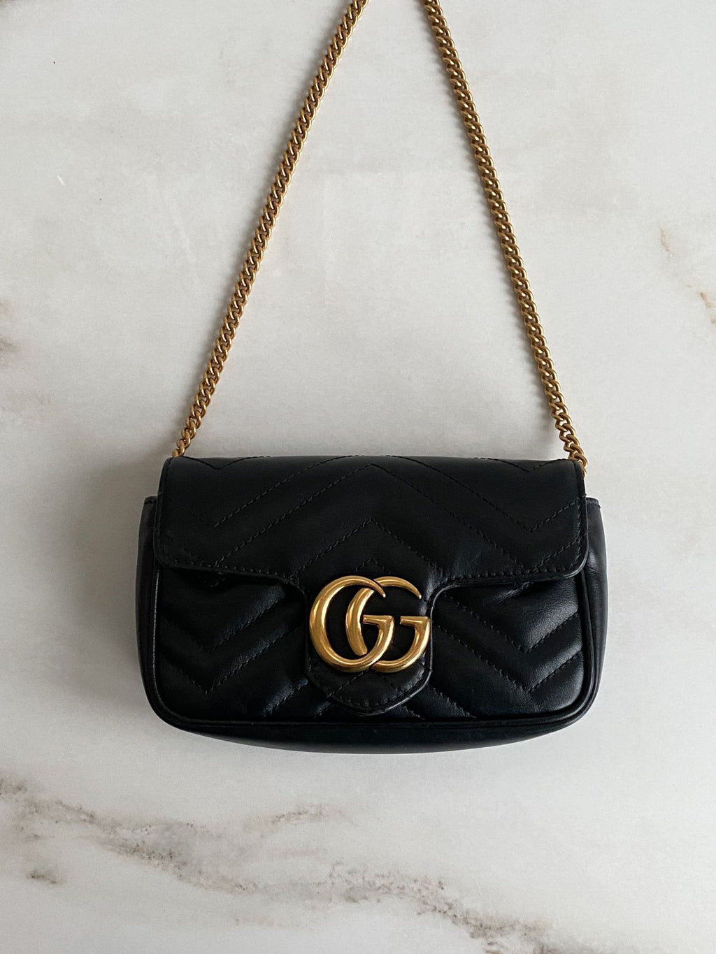 Bolsa Gucci GG Marmont Super Mini