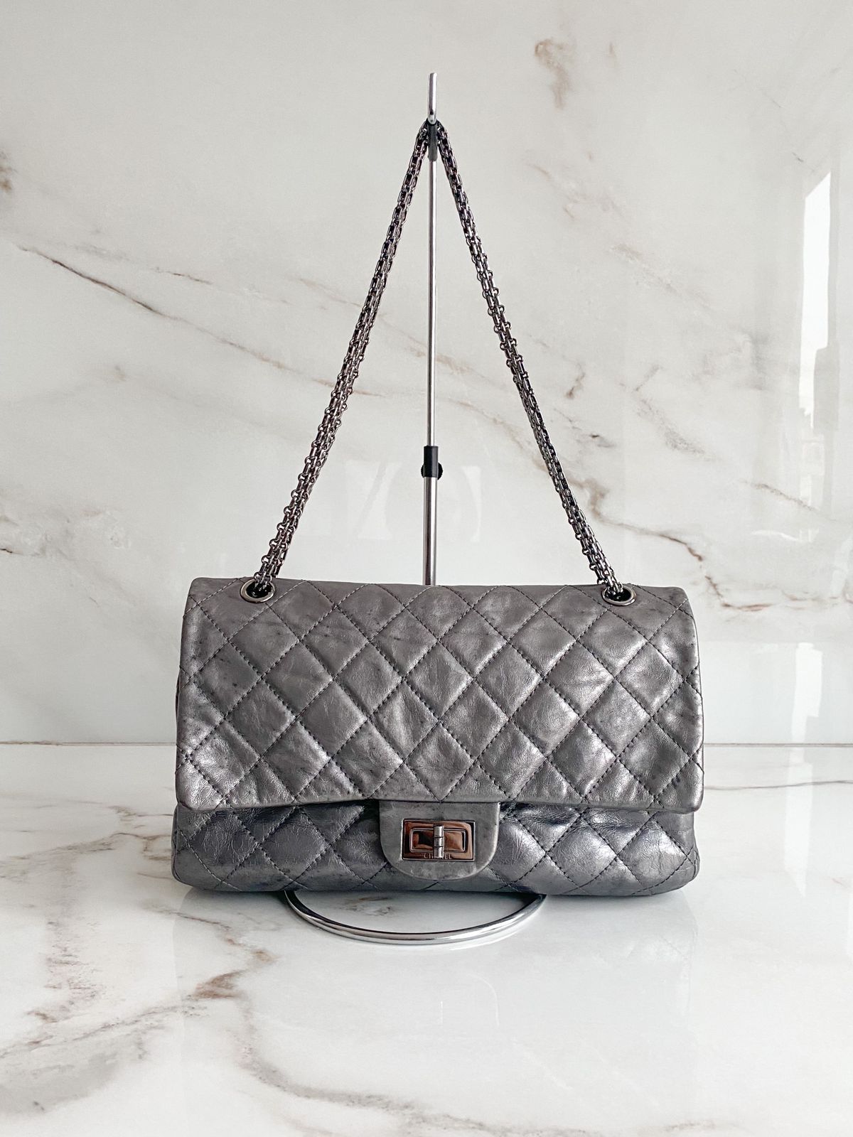 2.55 Reissue - LUXO INTELIGENTE