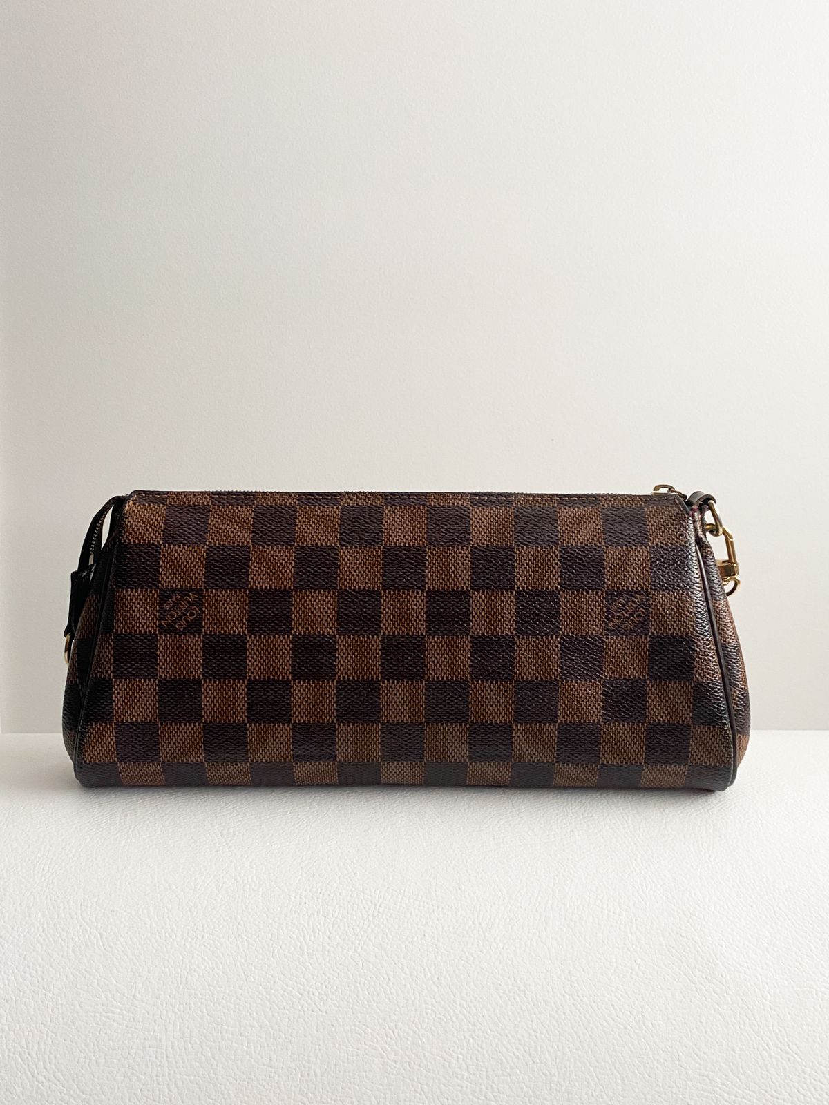 Bolsa Louis Vuitton Pochette Eva - LUXO INTELIGENTE