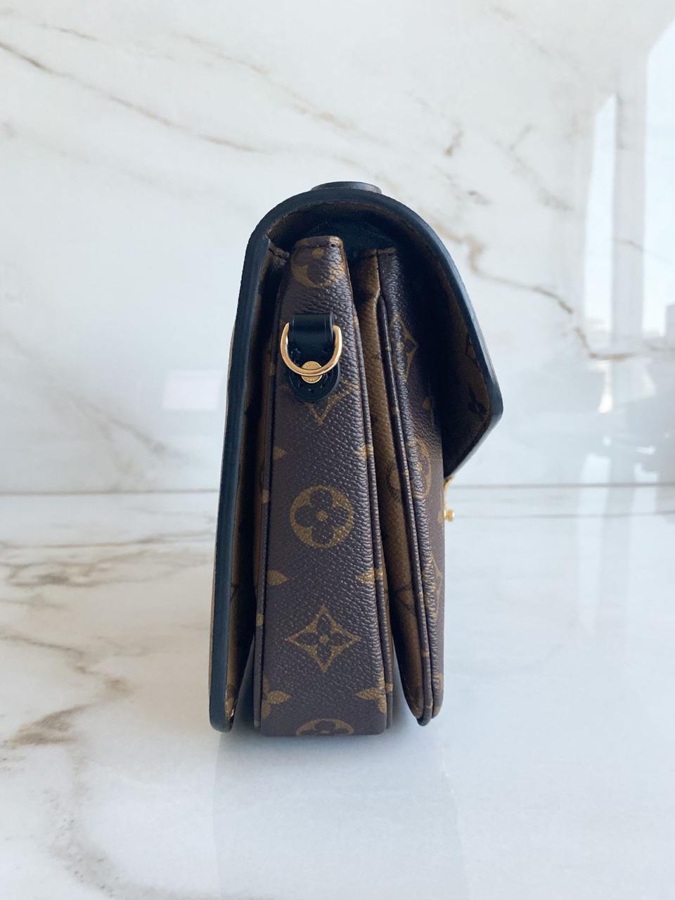 Bolsa Louis Vuitton Métis Pochette Monogram Reverse