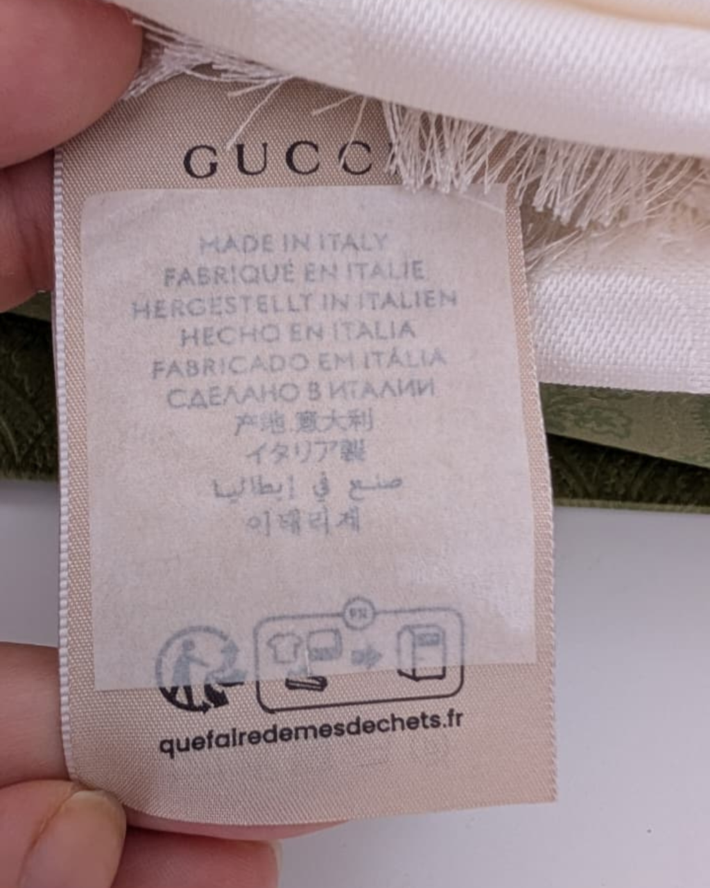 Echarpe Gucci GG Jacquard – Seda &amp; Lã