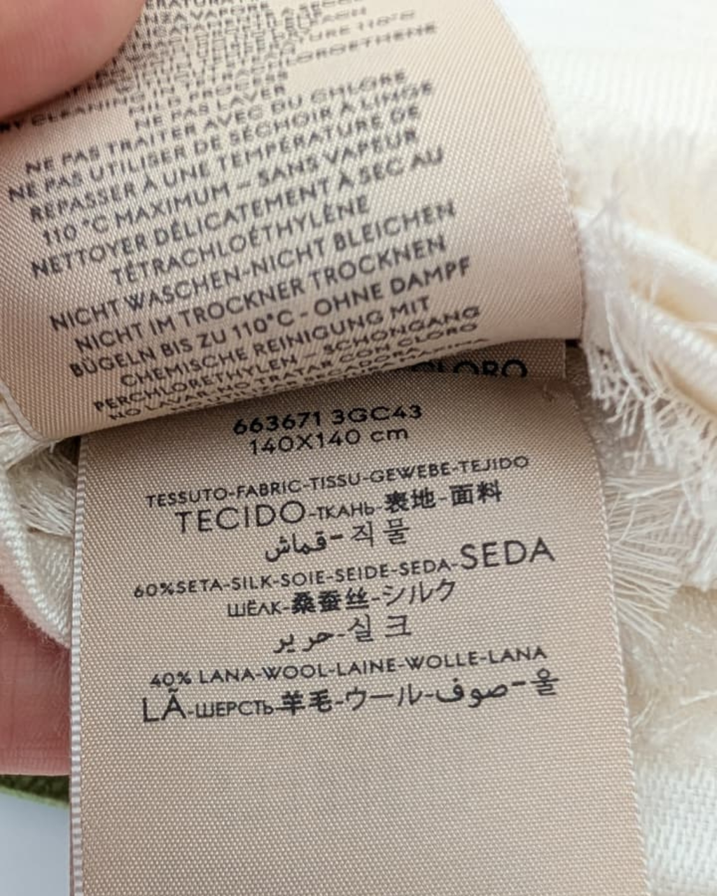 Echarpe Gucci GG Jacquard – Seda &amp; Lã