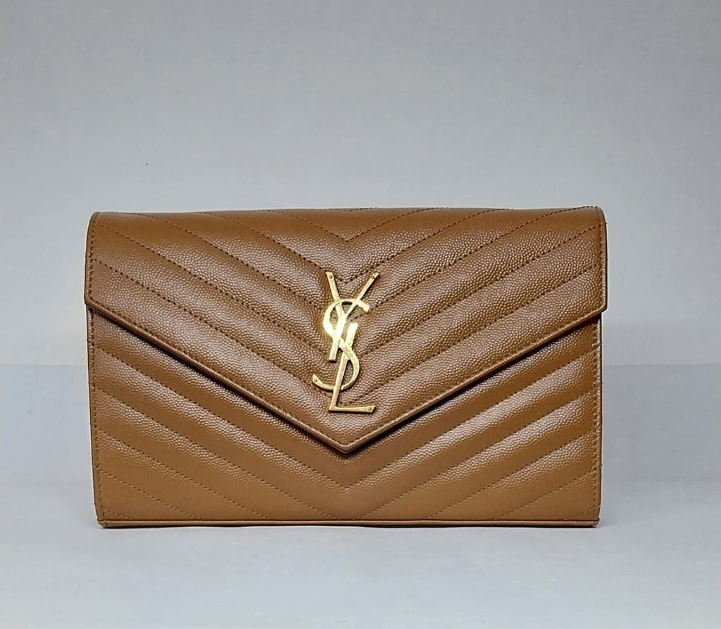 Bolsa YSL Envelope Marrom