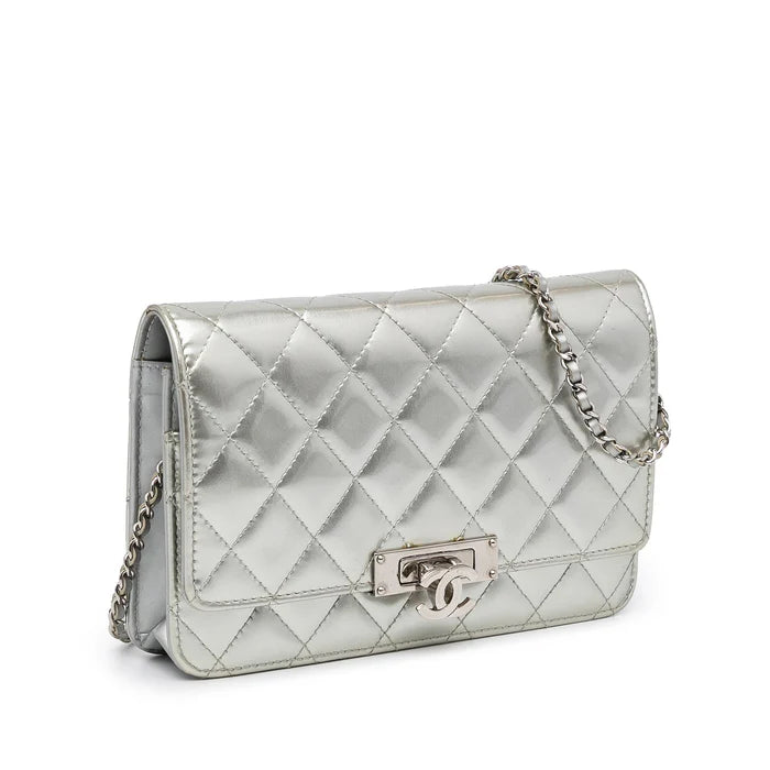 Bolsa Chanel WOC Golden Class CC - LUXO INTELIGENTE