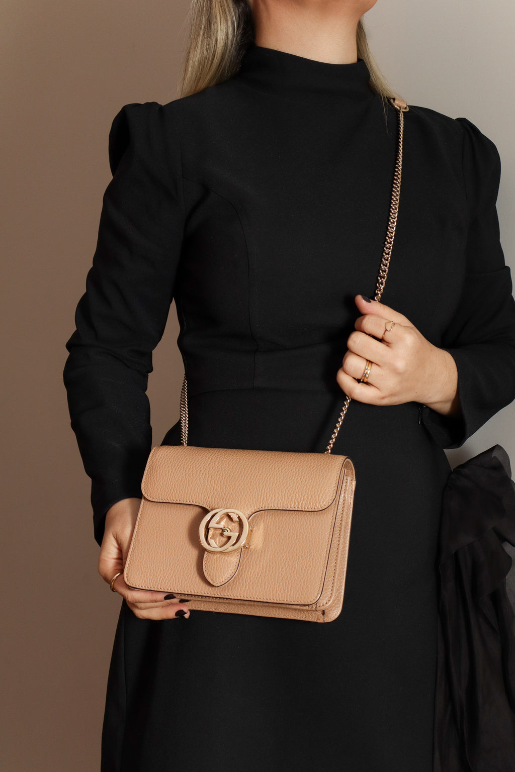 Bolsa Gucci Interlocking G Dollar Bege