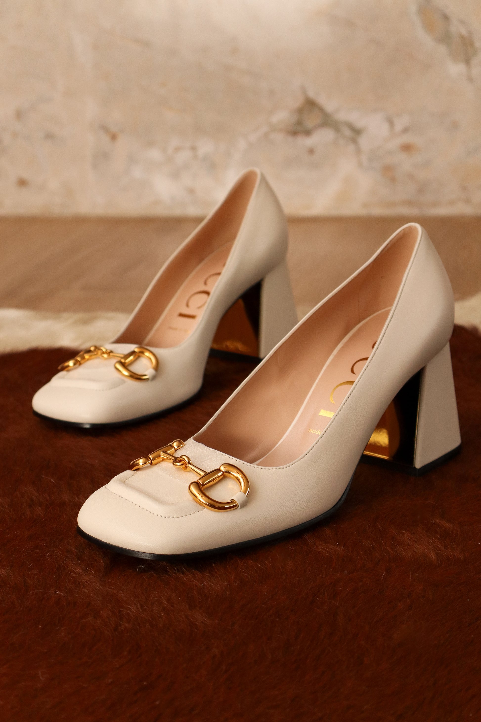 Sapato Gucci Horsebit off white