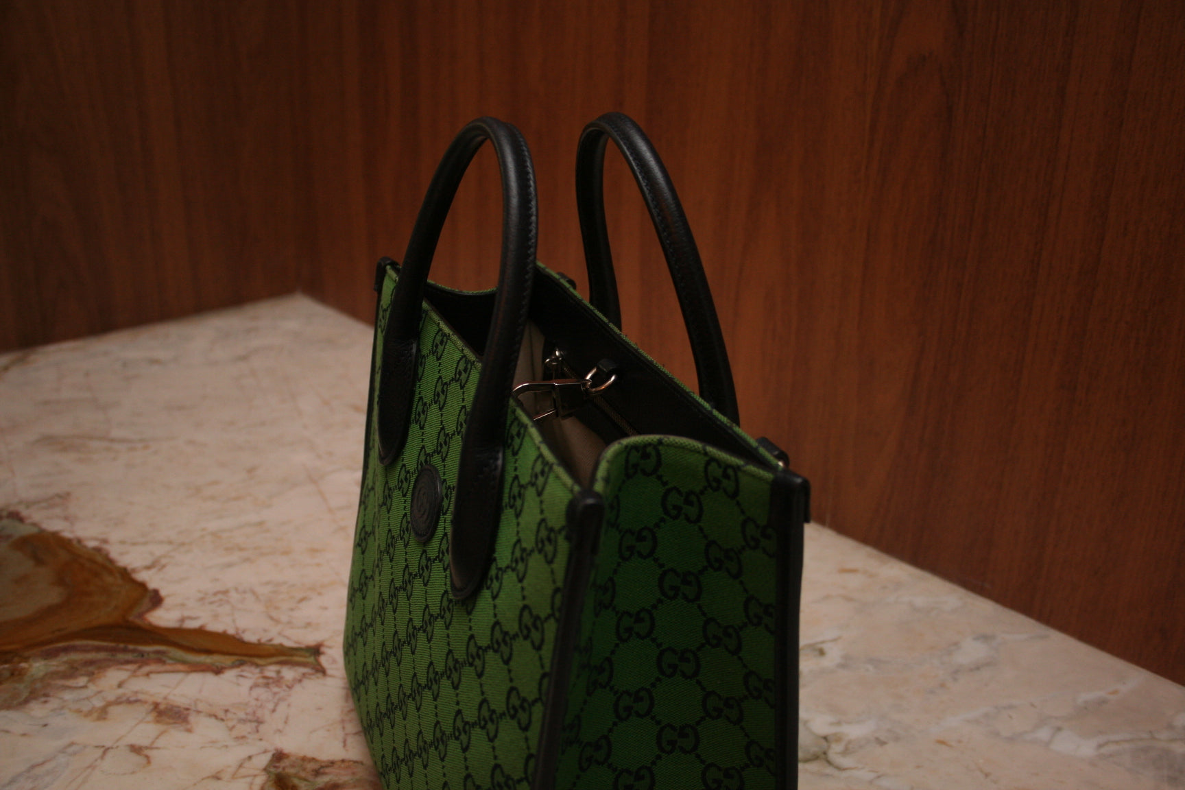 Bolsa Gucci GG Supreme Interlocking Tote Small