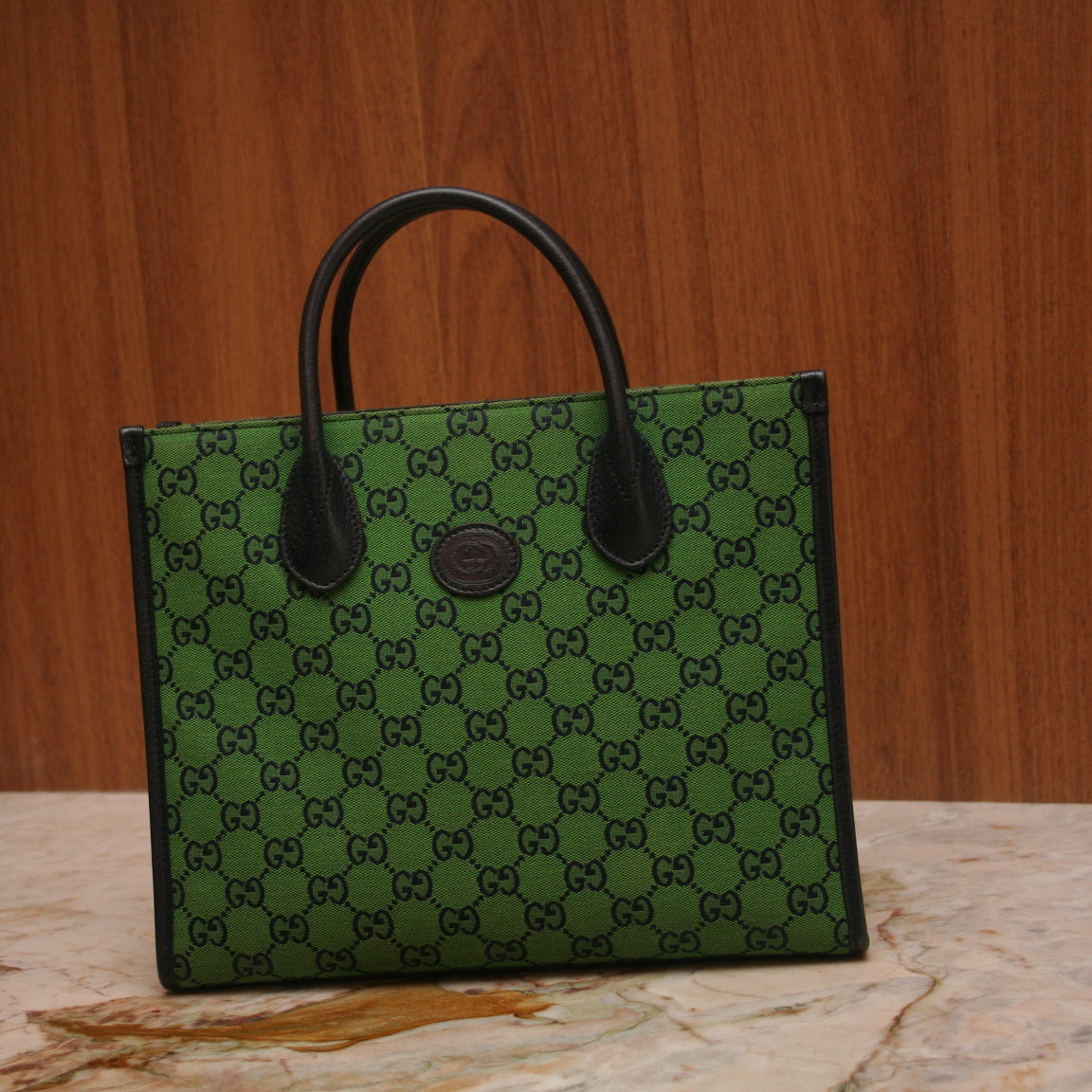 Bolsa Gucci GG Supreme Interlocking Tote Small