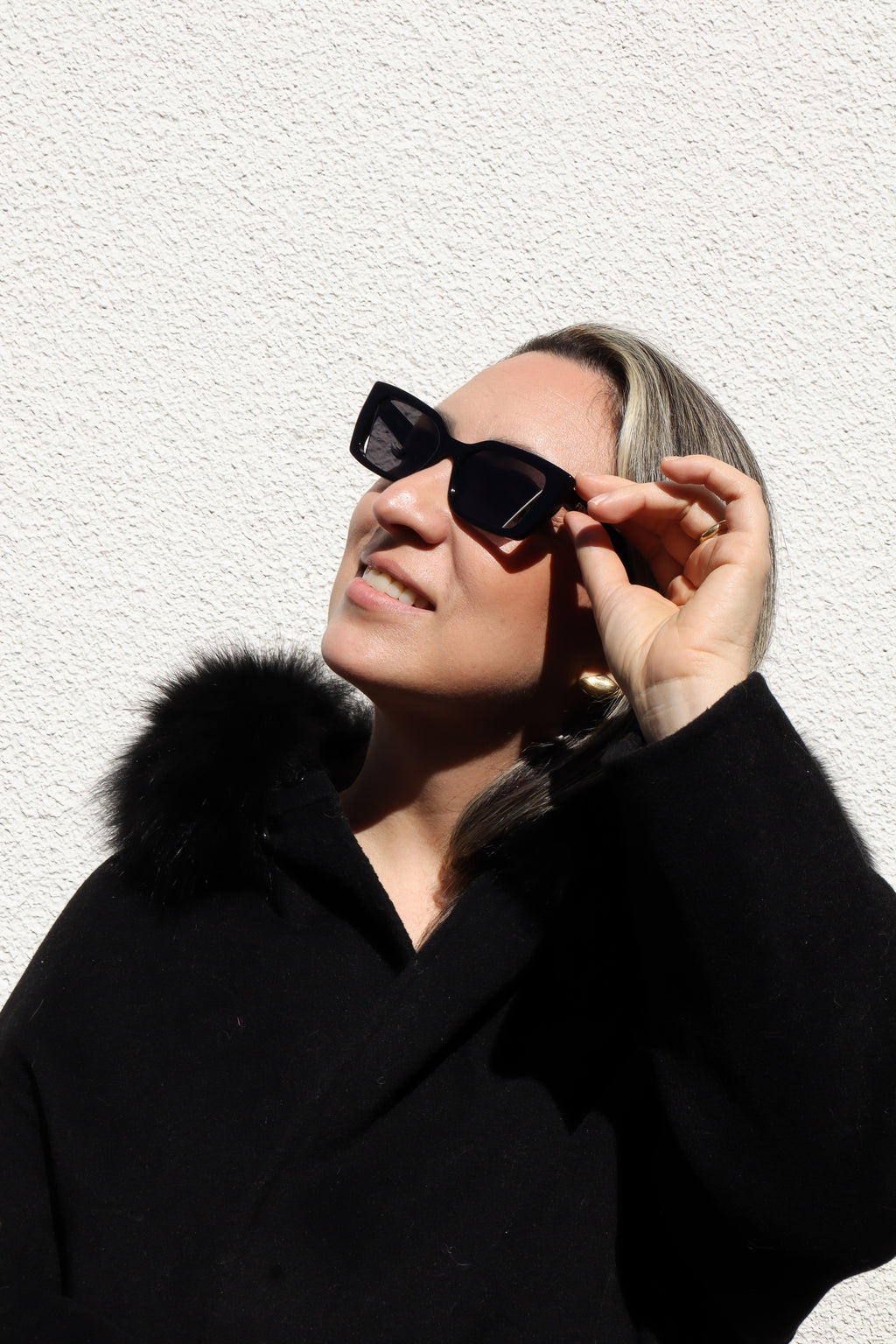 Óculos de Sol Fendi, em acetato preto