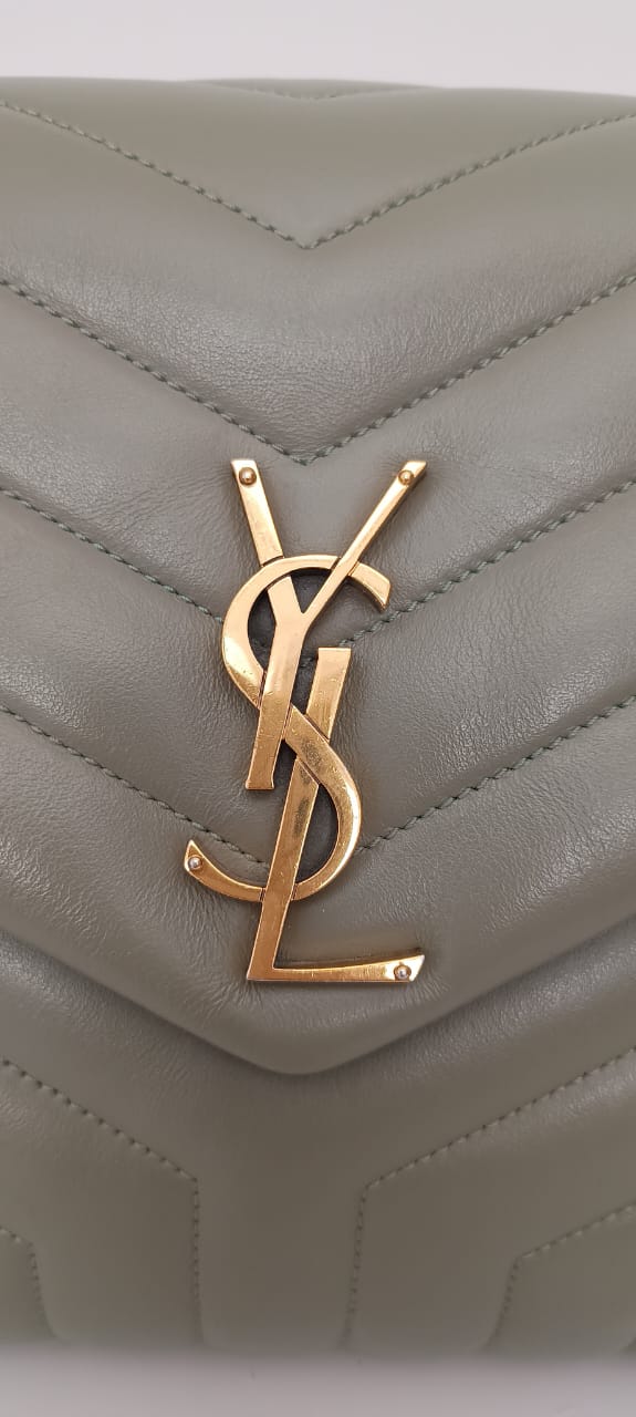 Bolsa YSL LouLou Média verde oliva