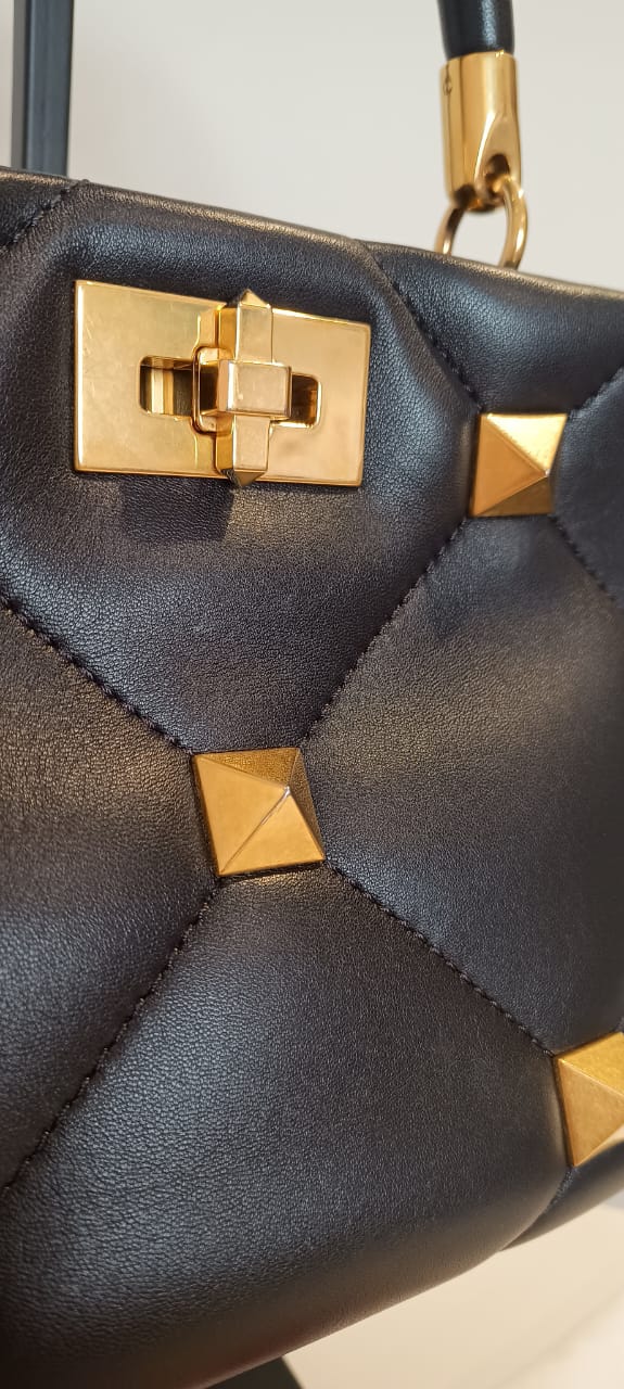 Bolsa Valetino Roman Stud Top Handle Small