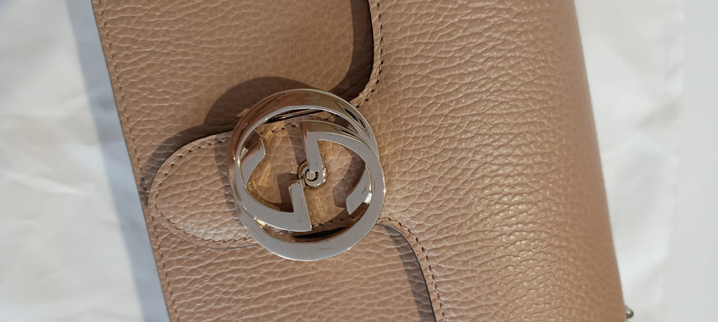 Bolsa Gucci Interlocking G Dollar Bege