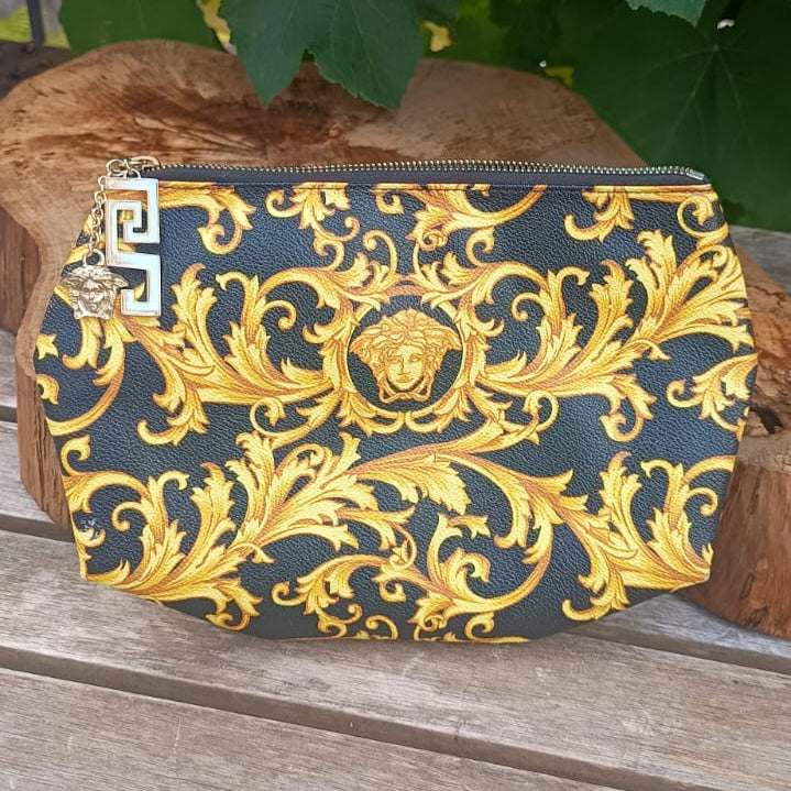 Necessaire / Clutch Versace em couro molinho