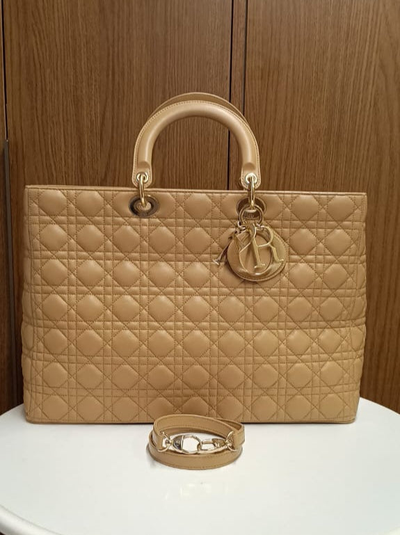 Bolsa Lady Dior Large bege