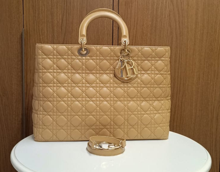 Bolsa Lady Dior Large bege