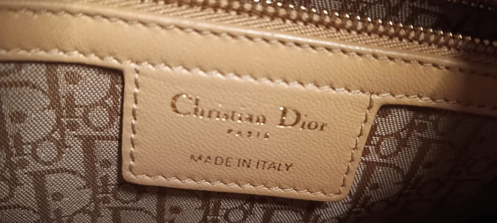 Bolsa Lady Dior Large bege