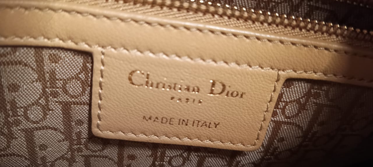 Bolsa Lady Dior Large bege