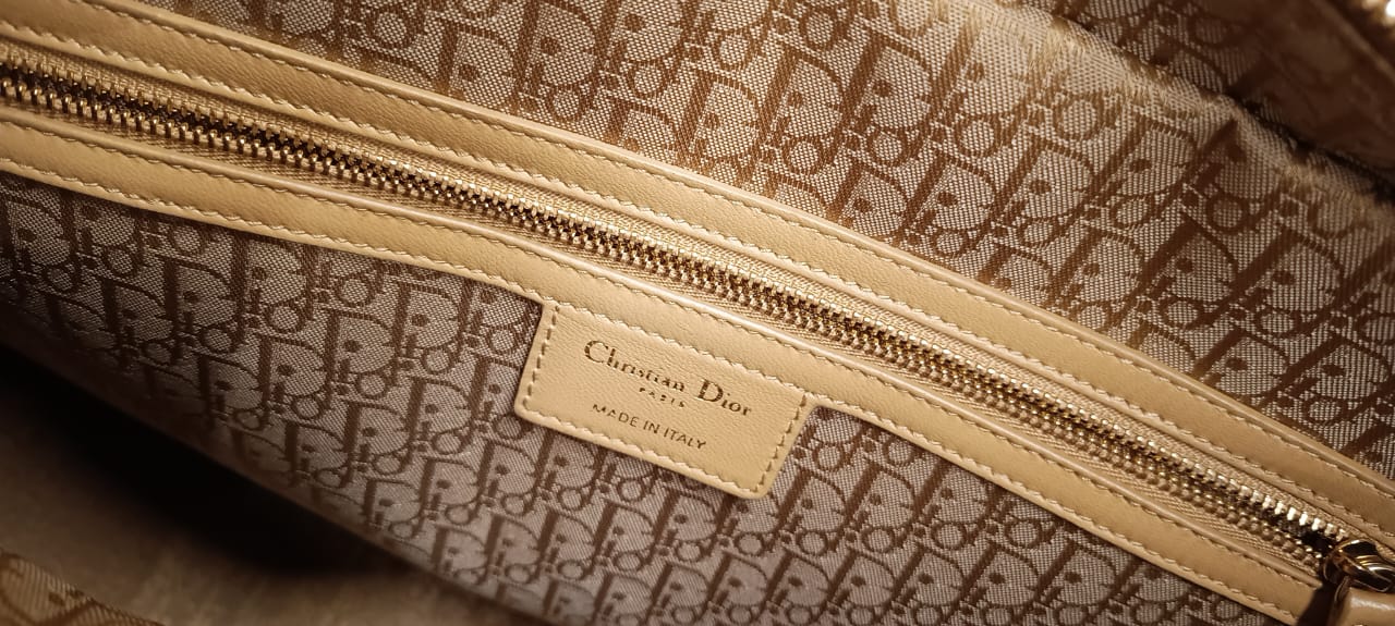 Bolsa Lady Dior Large bege