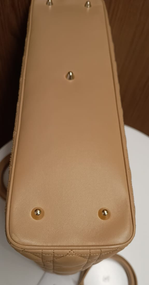 Bolsa Lady Dior Large bege