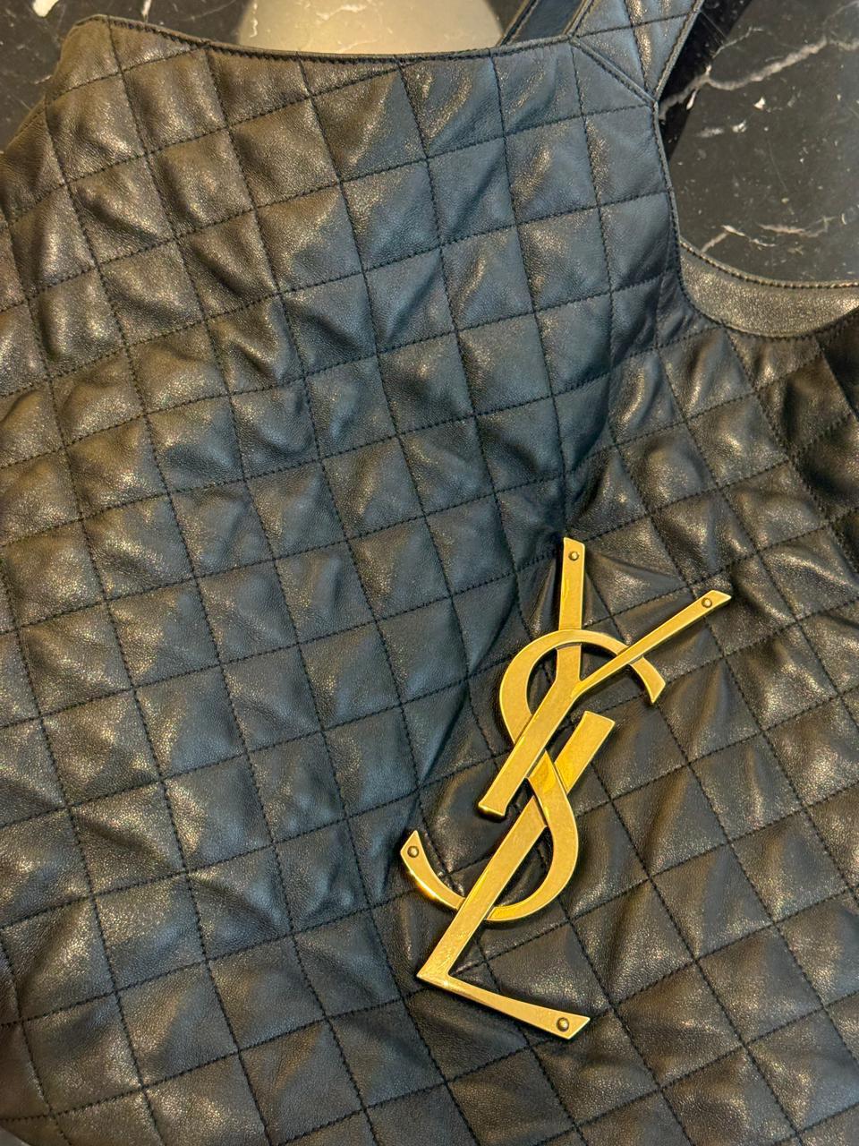 Bolsa YSL Icare, em couro preto