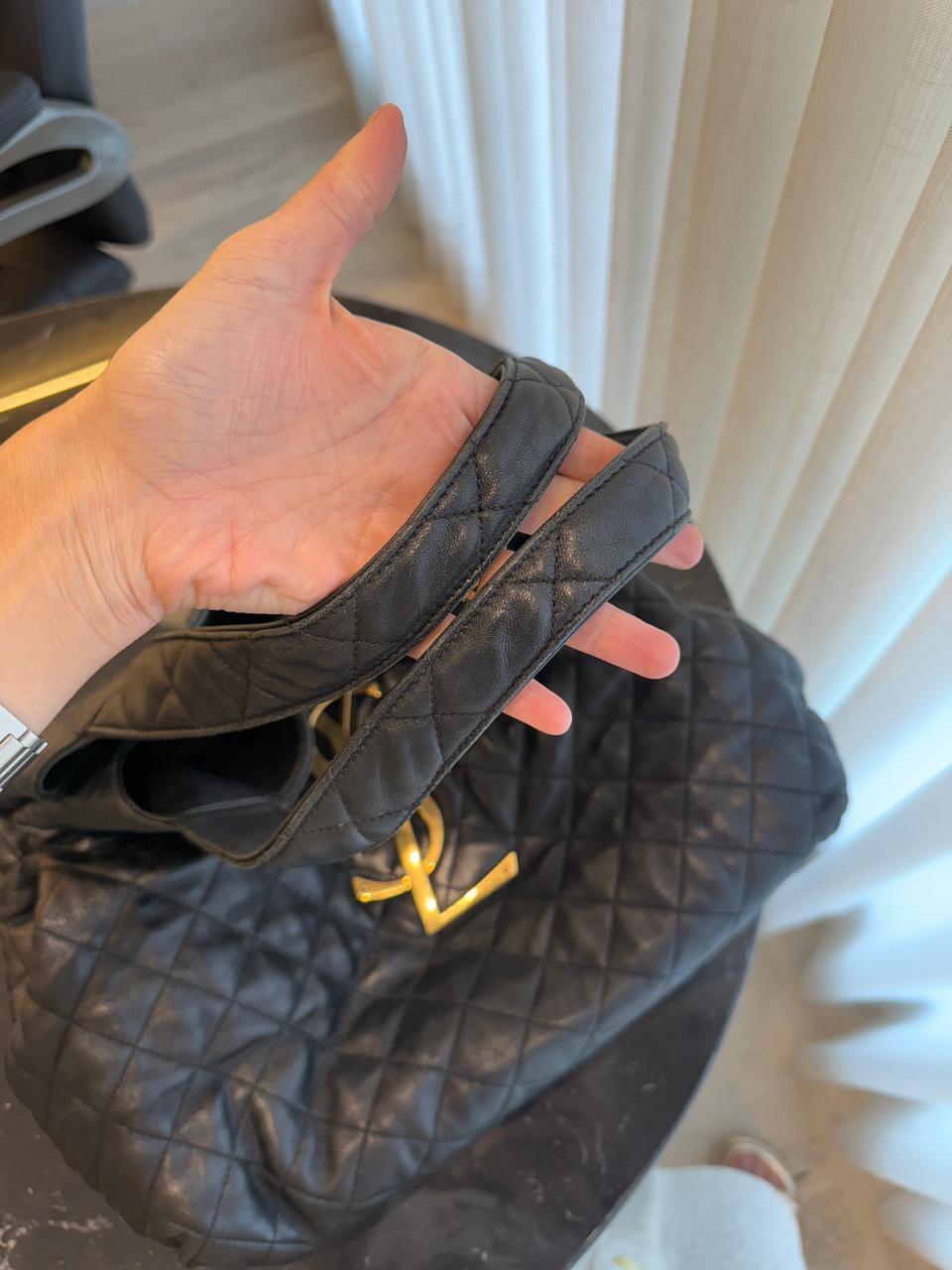 Bolsa YSL Icare, em couro preto