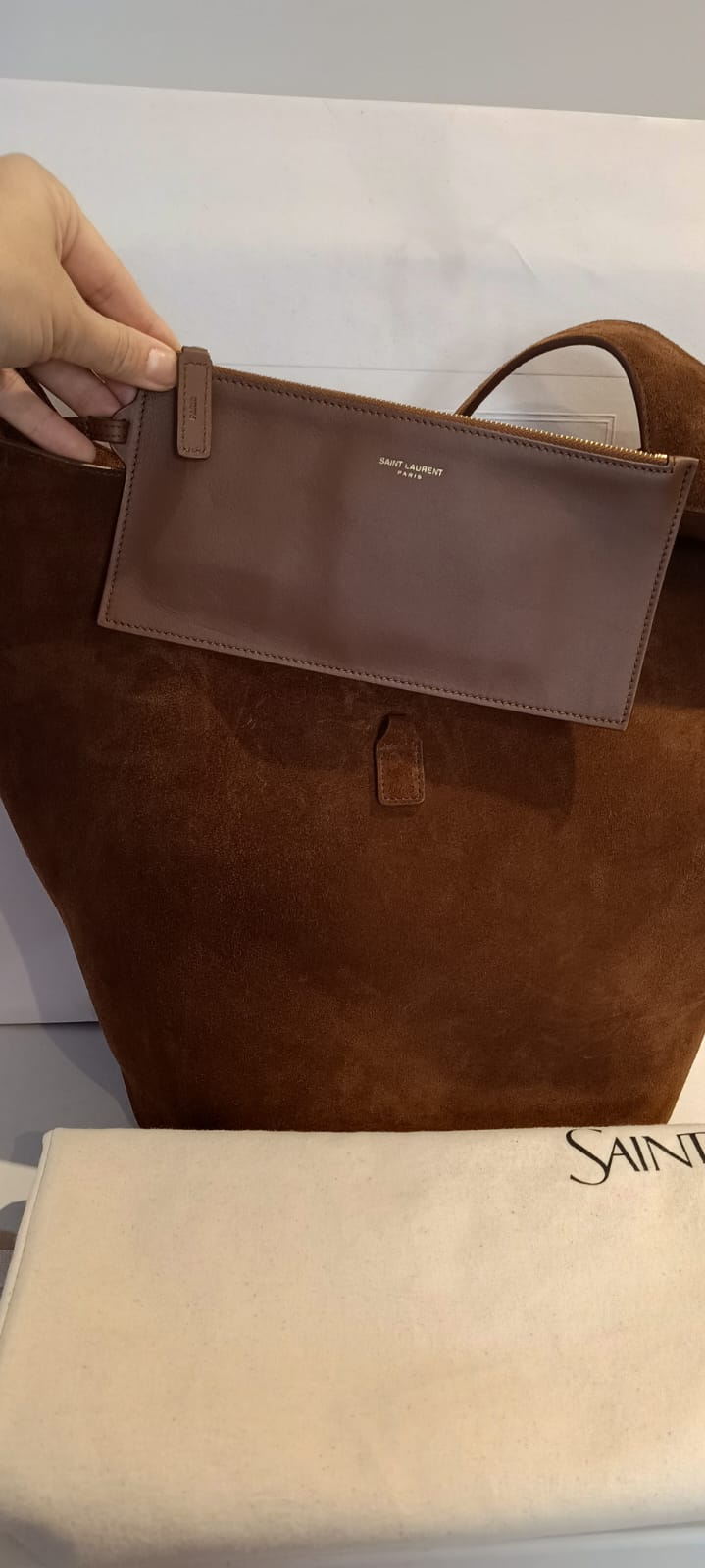 Bolsa Saint Laurent LE 5 À 7 Grande – Camurça Marrom