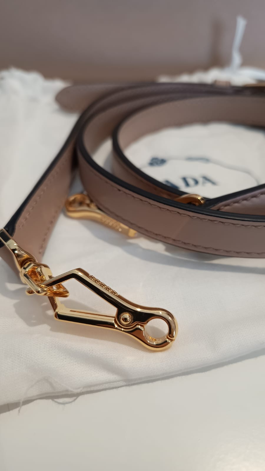 Prada Galleria Saffiano Soft – Nova e Sem Uso