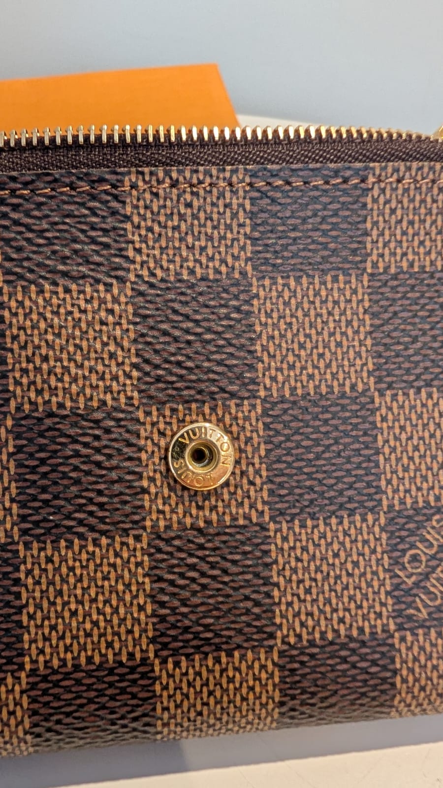 Carteira Louis Vuitton Victorine Damier Ebène
