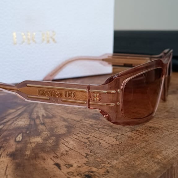 Óculos de sol Dior Signature S9U