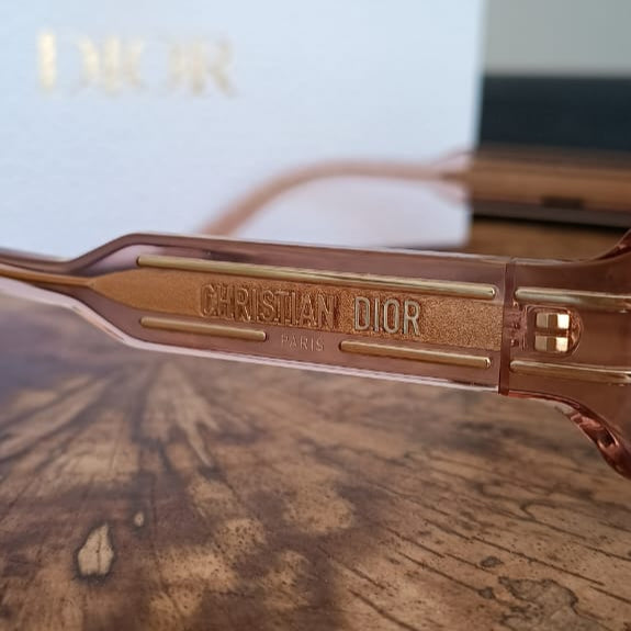 Óculos de sol Dior Signature S9U