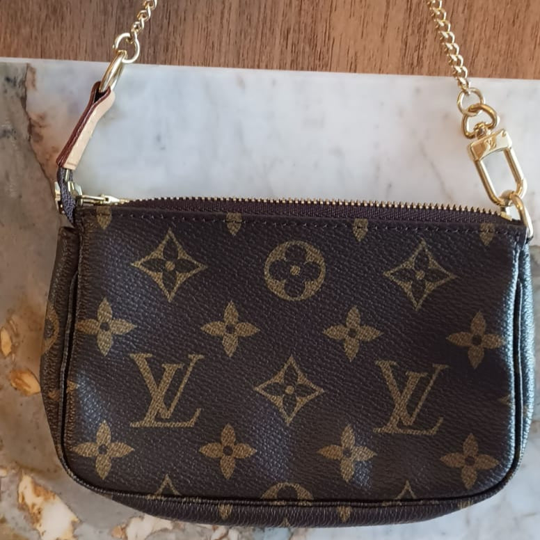 Bolsa Louis Vuitton Pochette Accessoires Mini