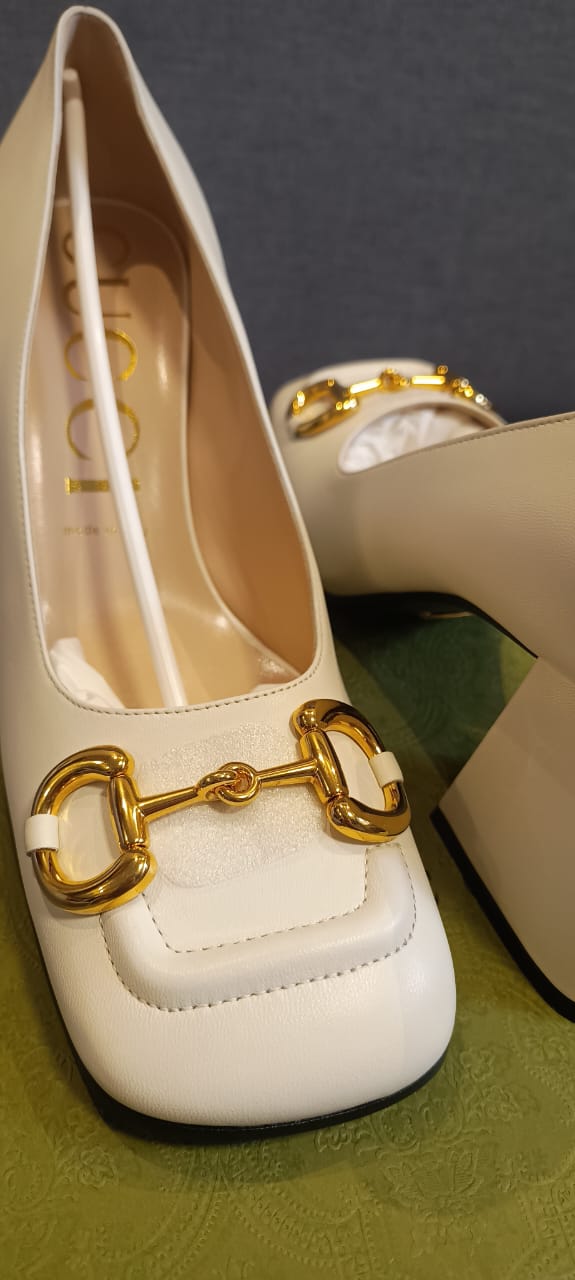 Sapato Gucci Horsebit off white