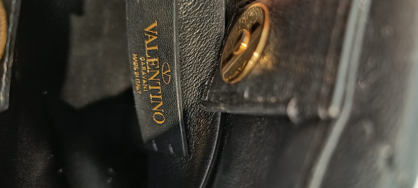 Bolsa Valetino Roman Stud Top Handle Small