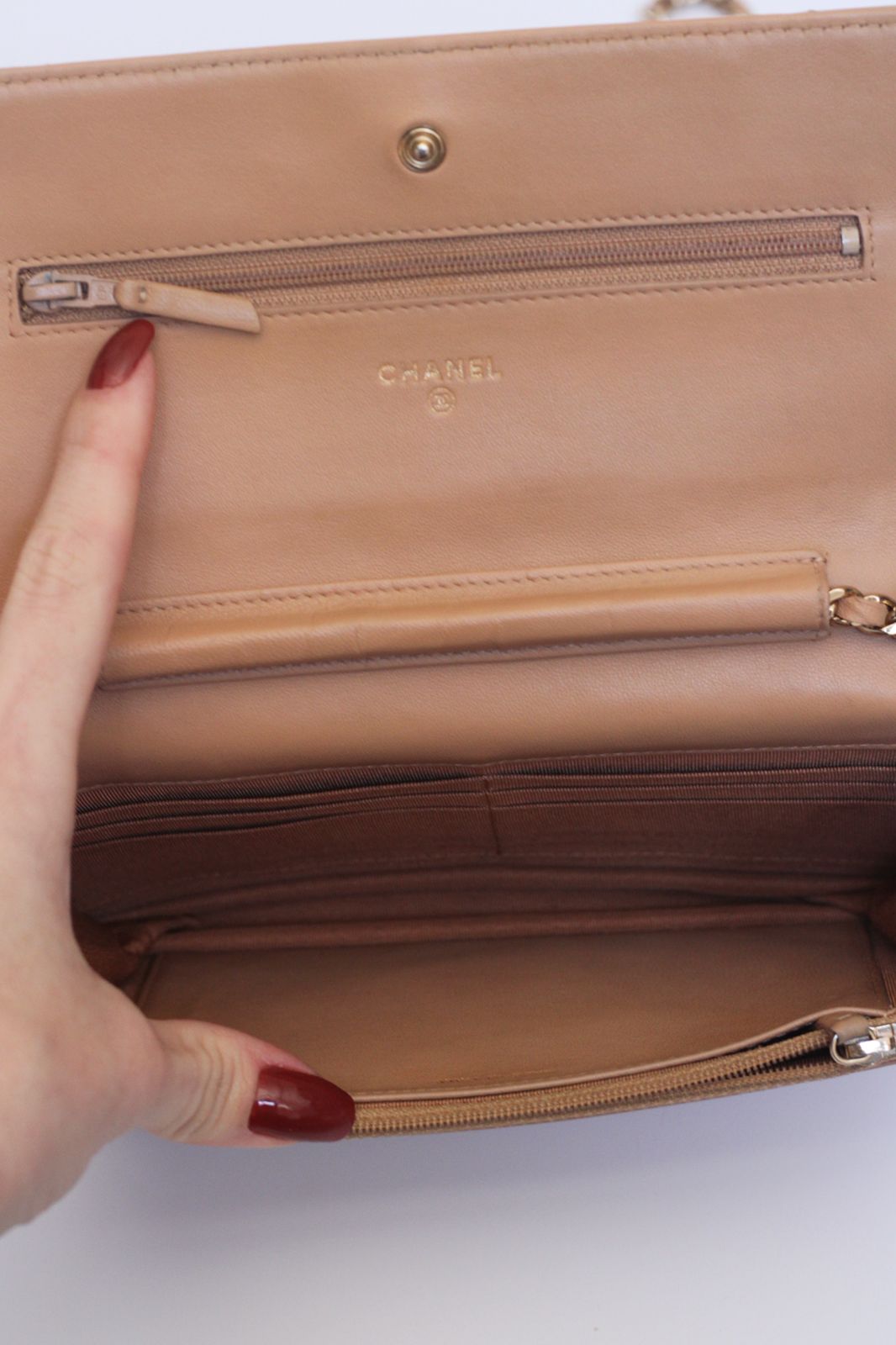 Bolsa Chanel WOC Dark Beige