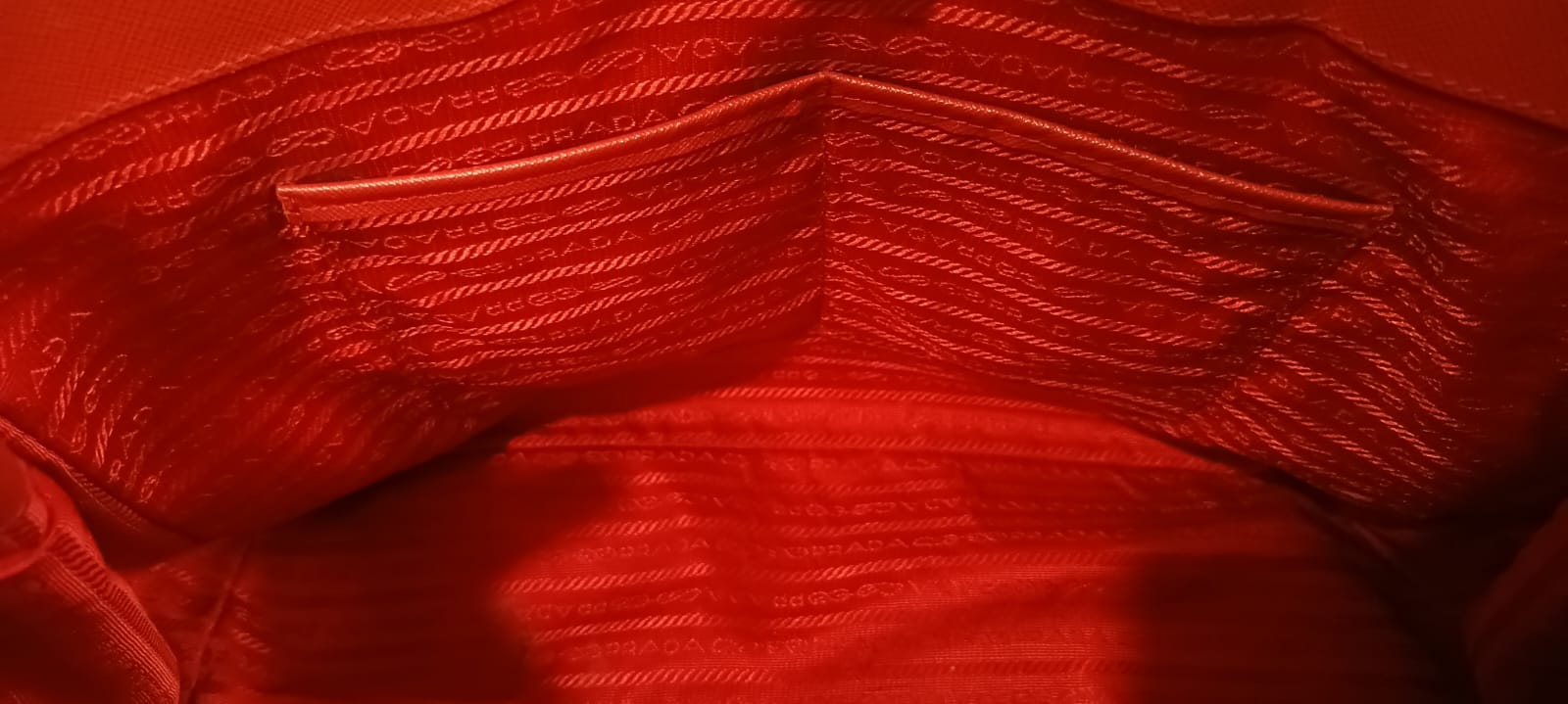 Bolsa Prada Galleria em couro saffiano vermelho, large