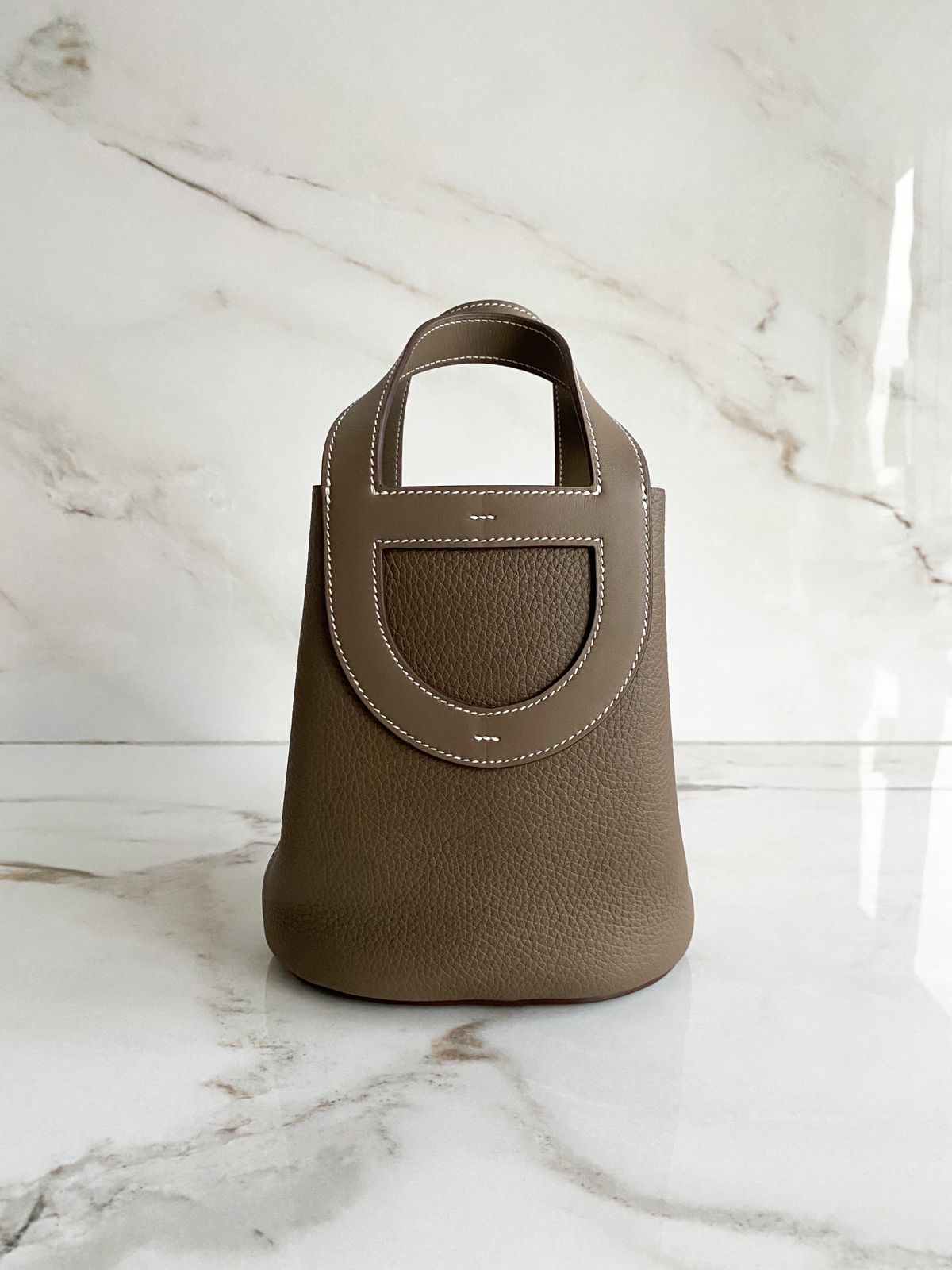 In-The-Loop 18 - LUXO INTELIGENTE