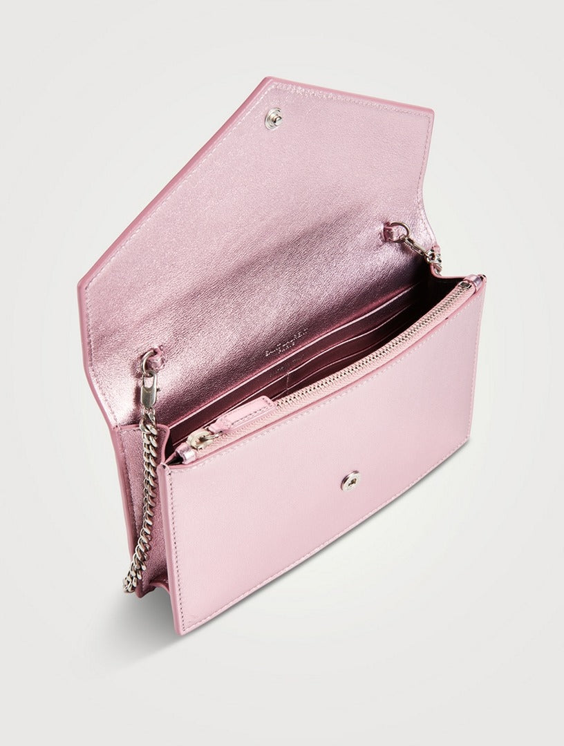 Bolsa YSL Envelope Metallic Rosa