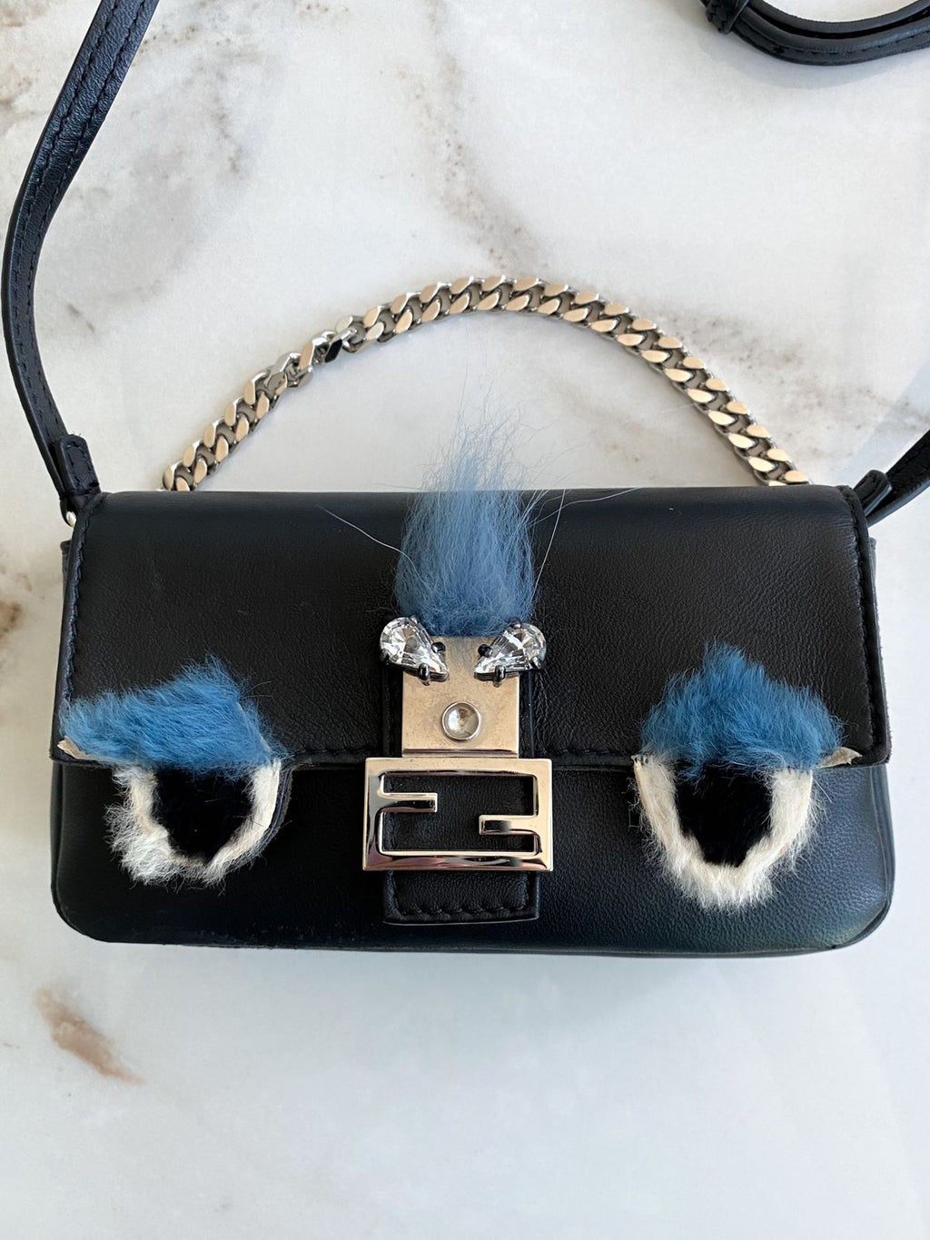 Bolsa Fendi Baguette Monster Micro
