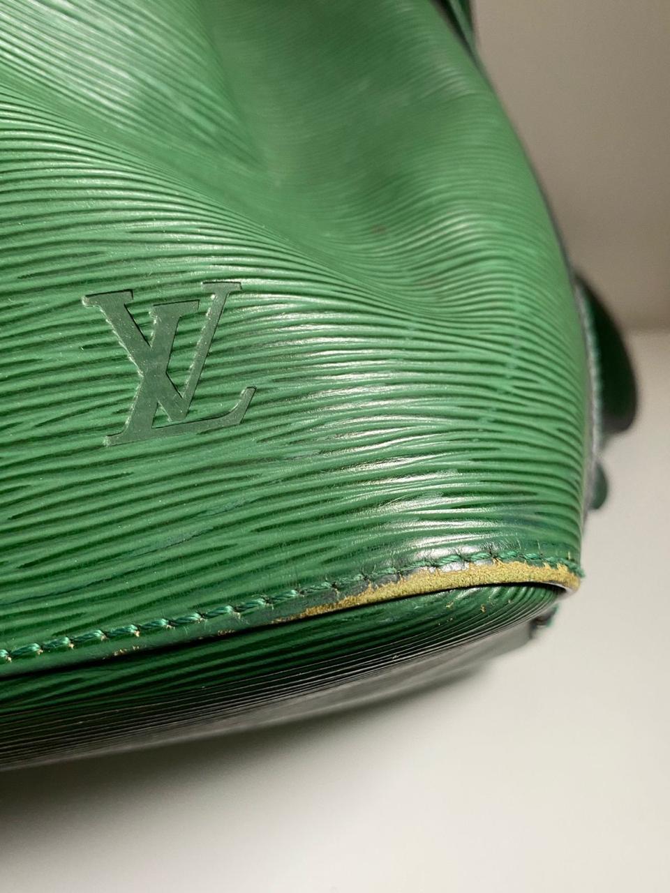 Bolsa Louis Vuitton Bucket Noé