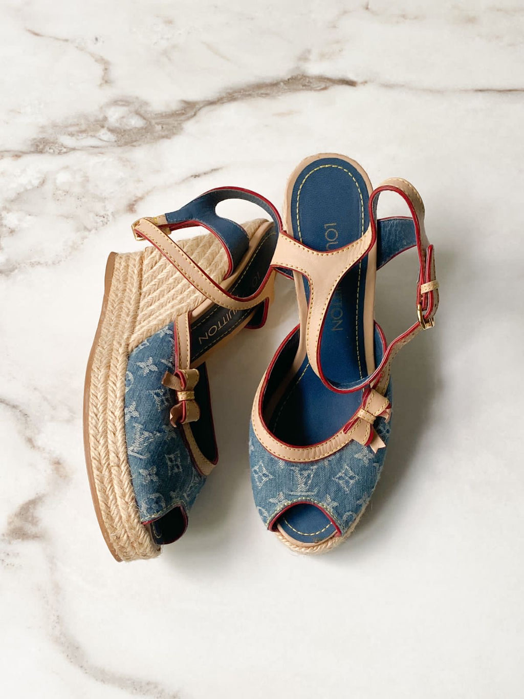 Sandalia Louis Vuitton denim - LUXO INTELIGENTE