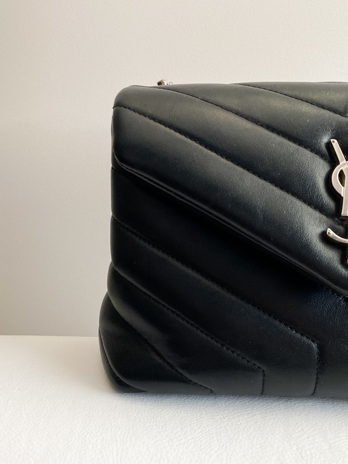 Bolsa YSL LouLou Small - LUXO INTELIGENTE